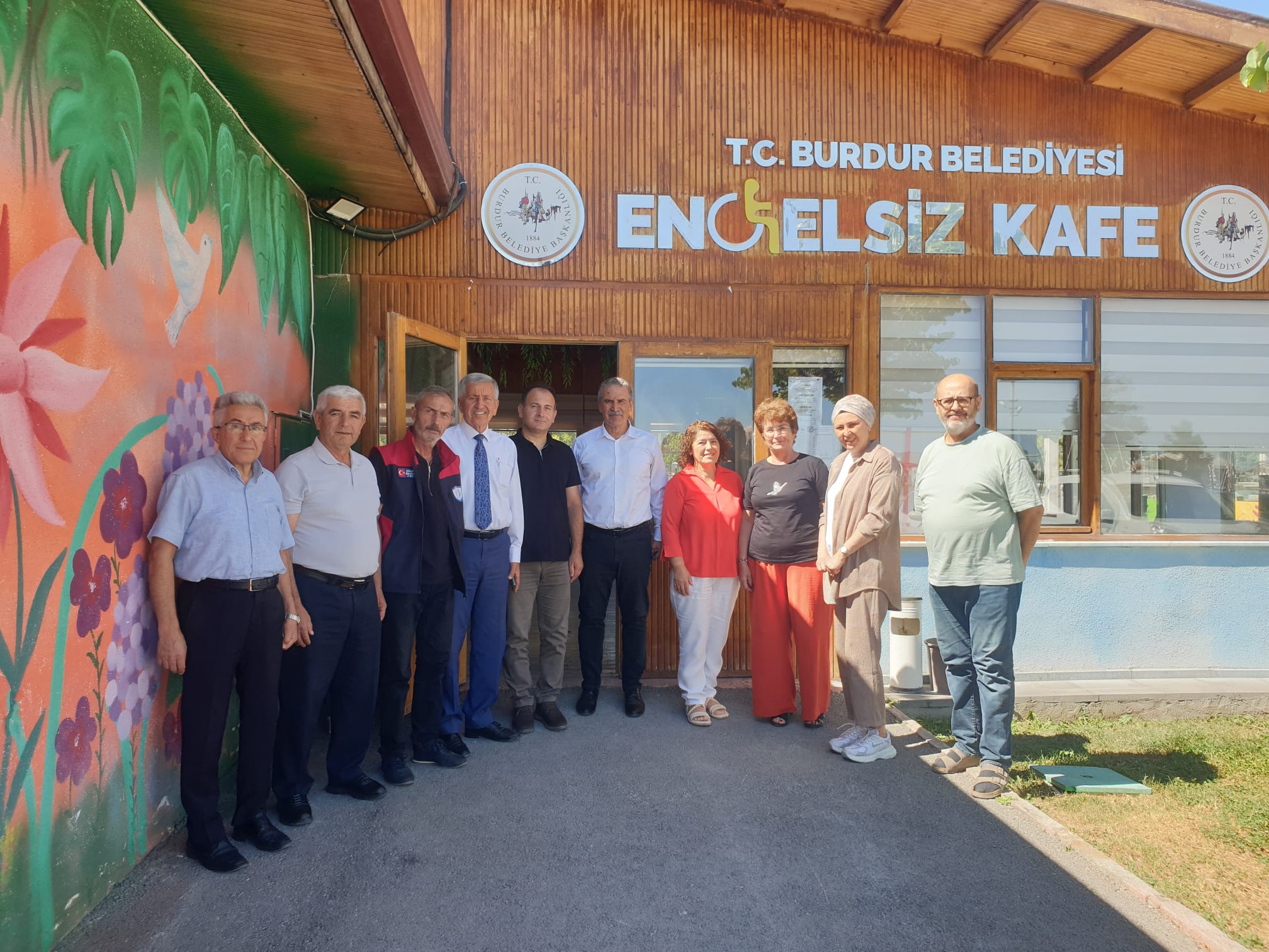 Burdur Kent Konseyi Başkanı olarak; yeniden güven tazeleyen Orhan AKIN ve Yürütme Kurulu ilk toplantısını gerçekleştirdi.