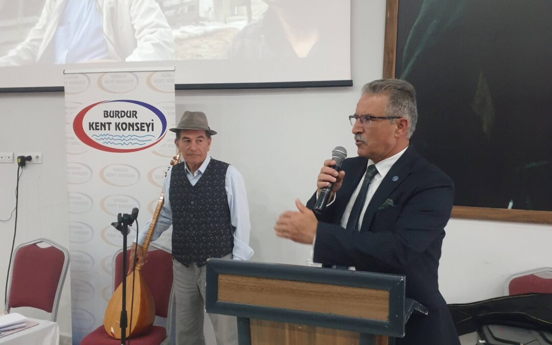 BURDUR KENT KONSEYİ “İKİ YAZAR, İKİ KİTAP”  TANITIM – SÖYLEŞİ ve İMZA GÜNÜ ETKİNLİĞİ DÜZENLEDİ…