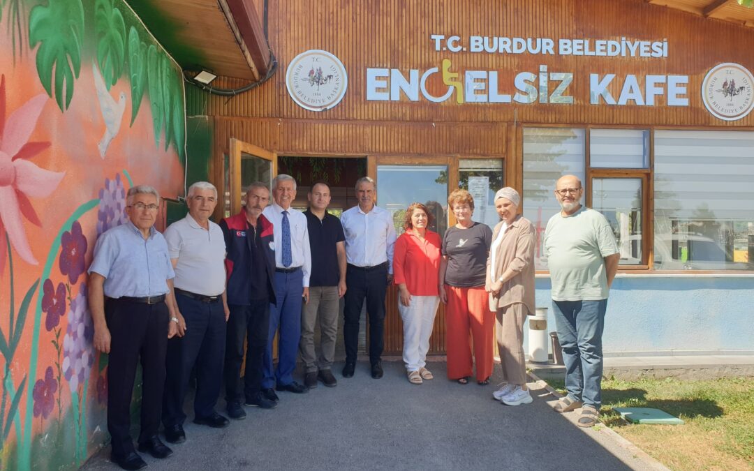 Burdur Kent Konseyi Başkanı olarak; yeniden güven tazeleyen Orhan AKIN ve Yürütme Kurulu ilk toplantısını gerçekleştirdi.